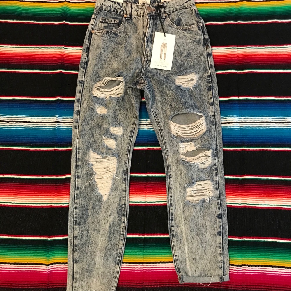 Cotton On 91 High 90s Ripped Torn Denim Jeans
